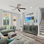 Sandy Palms, Heated Pool & Seasonal Hot Tub, 3 Min Walk To The Beach, W Golf Cart & Beach Gear
