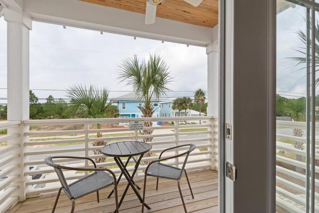 Sandy Palms, Heated Pool & Seasonal Hot Tub, 3 Min Walk To The Beach, W Golf Cart & Beach Gear * Panama City Beach