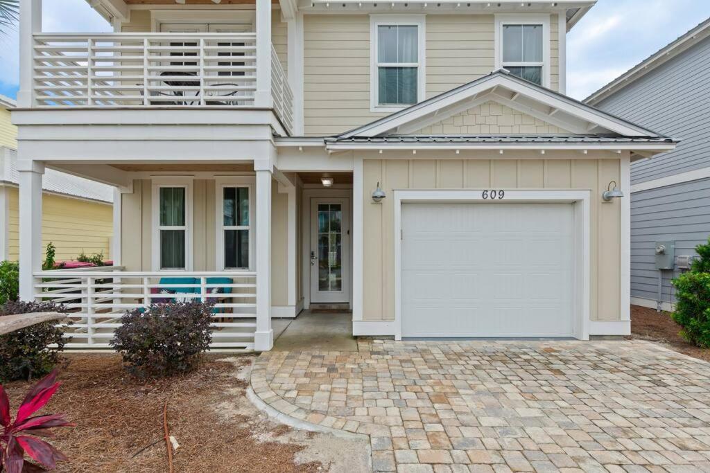 Sandy Palms, Heated Pool & Seasonal Hot Tub, 3 Min Walk To The Beach, W Golf Cart & Beach Gear * Panama City Beach