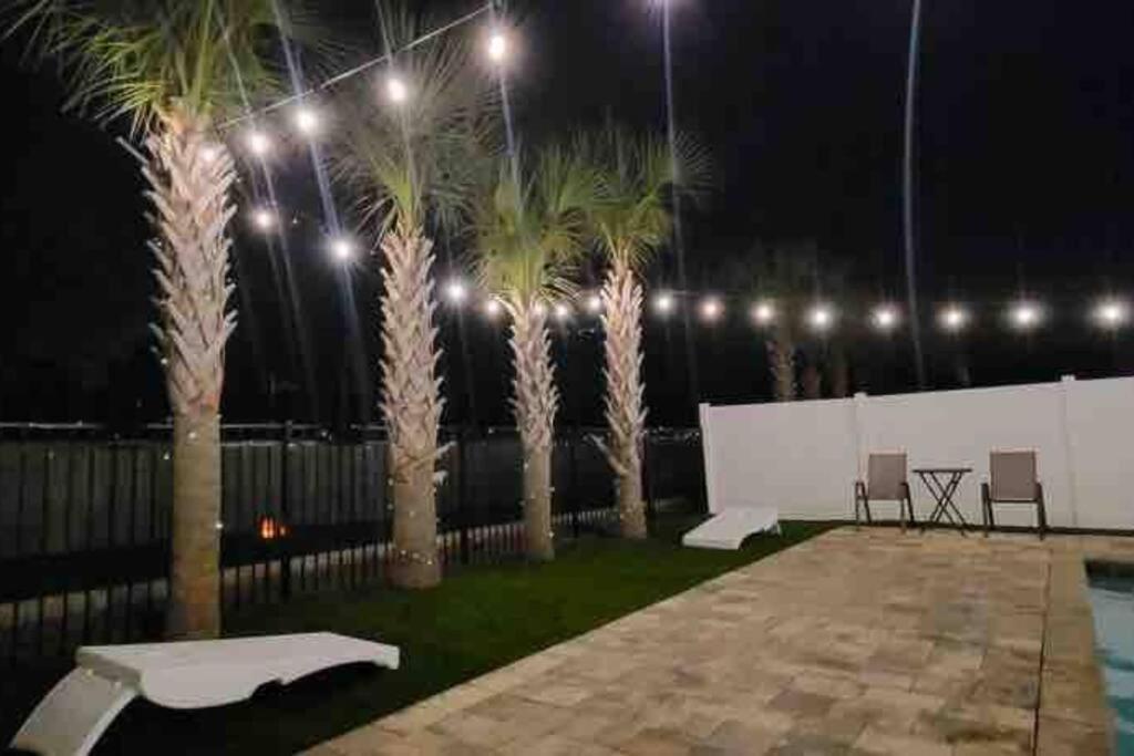 Sandy Palms, Heated Pool & Seasonal Hot Tub, 3 Min Walk To The Beach, W Golf Cart & Beach Gear *